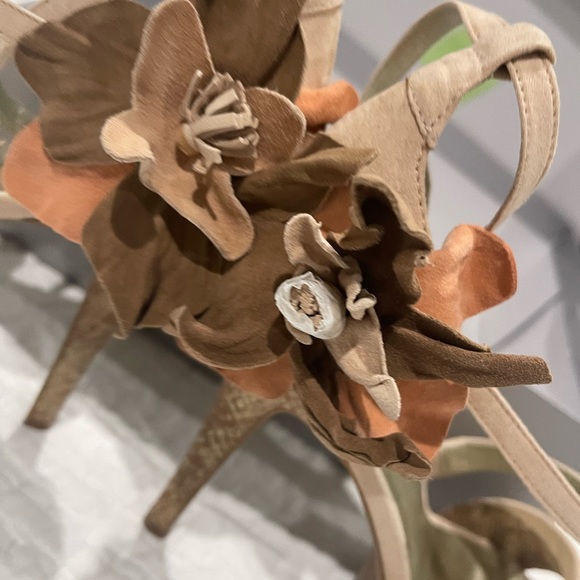 Fergie Footwear. New. Never worn. - Picture 4 of 10